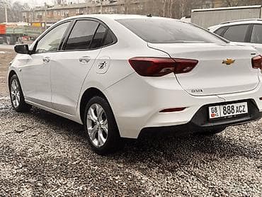 opel omega: Chevrolet Onix: 2020 г., 1.2 л, Бензин — 4