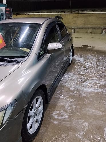 es 2016: Honda Civic: 2006 г., 1.8 л, Автомат, Седан — 2