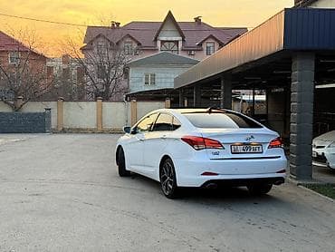 genesis coupe: Hyundai i40: 2018 г., 2 л, Автомат, Бензин, Седан — 5