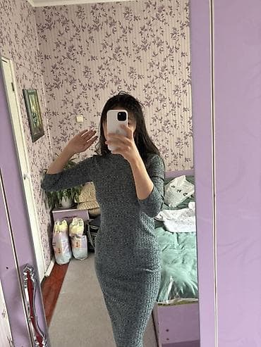 шарф хомут: Состояние (новое/1-2 раза надевала)
размер 42 бренд INCITI — 1