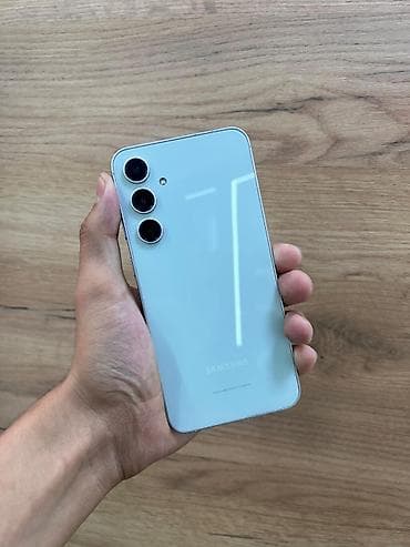 strange things: Samsung Galaxy S23 FE (SM‑S711N), цвет светлый (белый/серебристый — 1