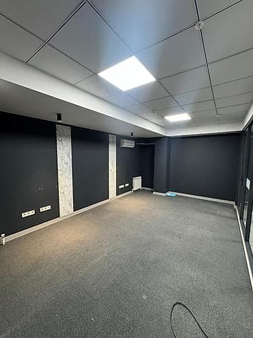 ала тоо дача: Кеңселерди ижаралоо, 50 м², Бизнес борборунда, 1-катар — 8