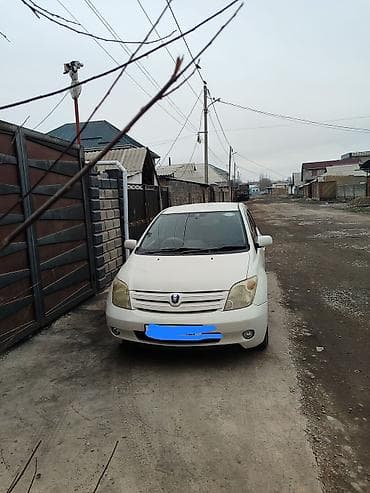 2 jz: Toyota Ist: 2003 г., Автомат, Бензин — 5