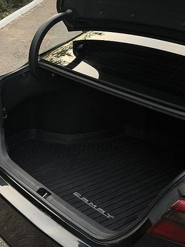 z max: Оригинальный резиновый коврик для багажника Toyota Camry 70 — 1