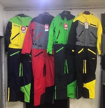 Костюм, Стандарт, Новый, Внутренние и внешние карманы