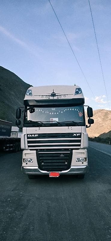 ом 605: DAF XF 105 2011 прицеп 2007 жакшы абалды сатылат голова 2х скад — 1