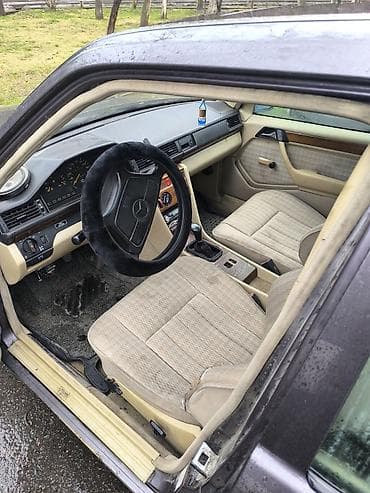 камутатор на мерс 124: Mercedes-Benz W124: 1992 г., 2 л, Механика, Бензин, Седан — 8