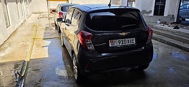 Транспорт: Chevrolet Spark: 2016 г., 1 л, Автомат, Бензин, Универсал — 4