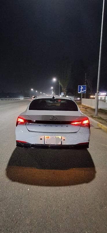 shadow line: Hyundai Avante: 2021 г., 1.5 л, Автомат, Гибрид, Седан — 2