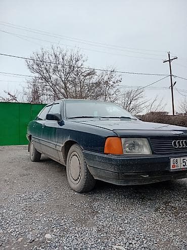 Audi 100: 1988 г., 1.8 л, Механика, Бензин, Седан