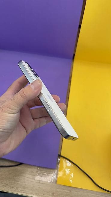 iphone se 2020 бишкек бу: IPhone 16 Pro, Б/у, 128 ГБ, 95 % — 5