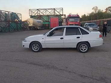 авто алам: Daewoo Nexia: 2008 г., 1.5 л, Кол менен иштөөчү, Бензин, Седан — 7