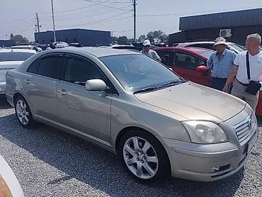 124 e500: Toyota Avensis: 2005 г., 2 л, Седан — 4
