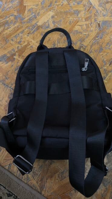 сумка miu miu: Рюкзак, Материал: Нейлон, Унисекс, Б/у — 2