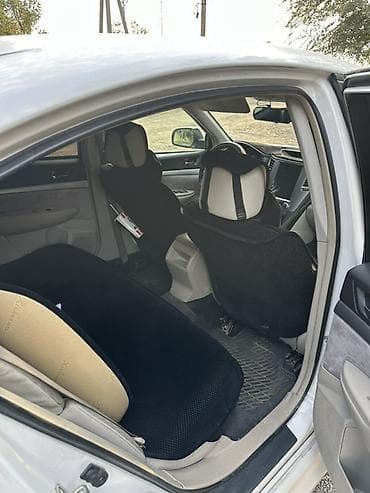 infinity fx35: Subaru Legacy: 2010 г., 2.5 л, Автомат, Бензин, Седан — 6