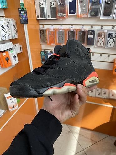 jordan retro 4: Мужские кроссовки, 40, Jordan, Б/у, цвет - Черный — 3