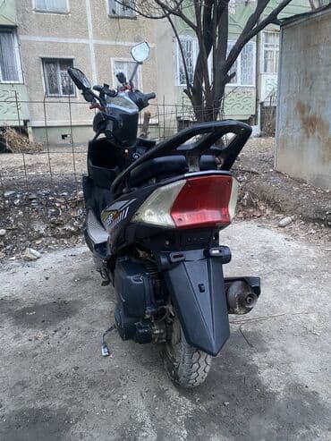 ева полик бишкек: M8, 150 куб. см, Бензин, Колдонулган — 2