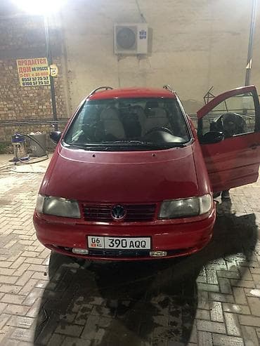 Volkswagen: Volkswagen Sharan: 1996 г., 2 л, Кол менен иштөөчү, Бензин, Вэн/Минивэн — 3