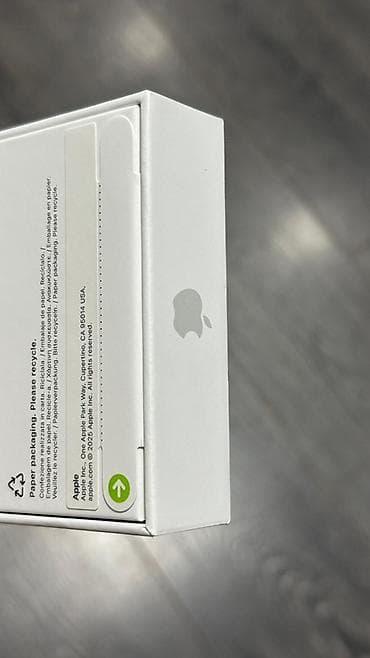 айфон ес: IPhone 17, Новый, 256 ГБ, Белый, Кабель, 100 % — 4