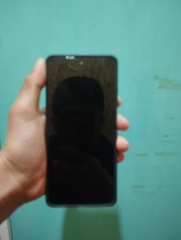 жировой фильтр: Смартфон с защитным карбоновым чехлом и модулем основной камеры с — 4