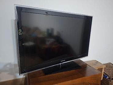 led телевизор samsung ue40eh5307k: Телевизор Samsung 40" (серия c стеклянной подставкой) Размер — 1