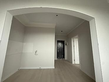 pro group: 1 комната, 32 м², Пишпек 106 серия улучшенная, 4 этаж, Евроремонт — 3
