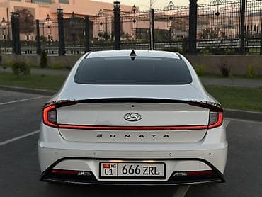 Hyundai Sonata: 2022 г., 2 л, Автомат, Гибрид, Седан — 4