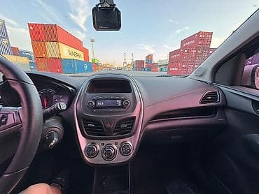 2016: Chevrolet Spark: 2016 г., 0.1 л, Вариатор, Бензин, Хэтчбэк — 10