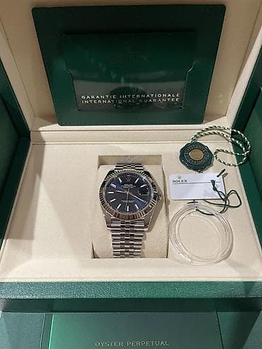 Личные вещи: Rolex Datejust. Клон швейцарского механизма Swiss Cal.3235 Часы — 2