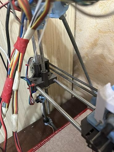 Самосборный 3D‑принтер формата RepRap (тип Prusa Mendel). Основные