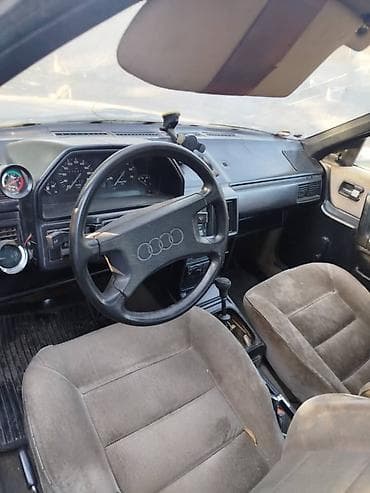 Audi 100: 1987 г., Механика, Седан