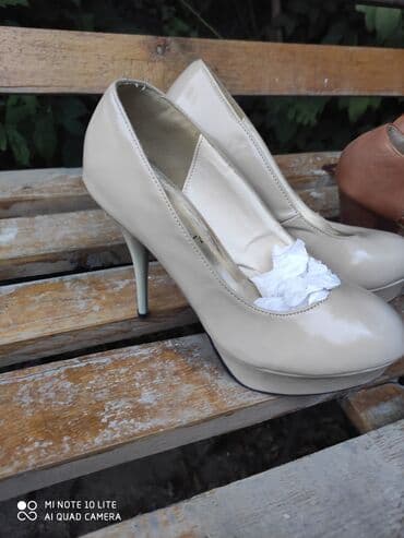 женская модельная обувь больших размеров: Продаю женские туфли,размеры 37-38-39,каждая пара по 300 сомцена — 4