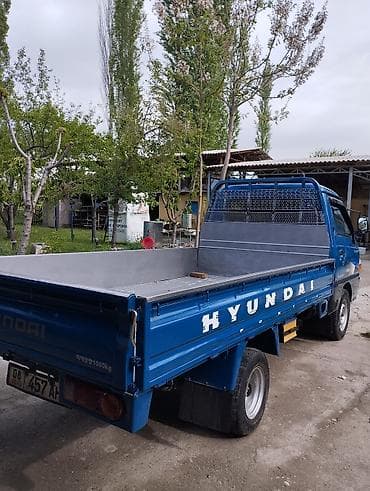 экскаватор хундай 300: Жеңил жүк ташуучу унаа, Hyundai, Стандарт, 1ге чейин т, Колдонулган — 1