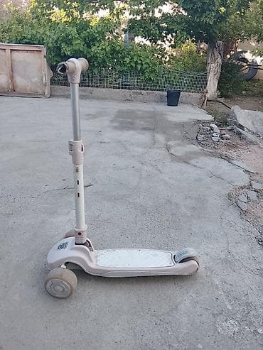 баяны купить: Детский самокат, Трёхколёсный, Б/у — 2