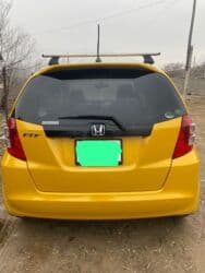 субару импреза 2009: Honda Fit: 2008 г., 1.3 л, Вариатор, Бензин, Хэтчбэк — 2