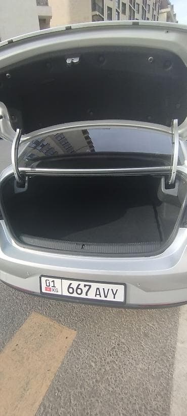 пежо 301: Renault SM6: 2018 г., 2 л, Автомат, Газ, Седан — 6