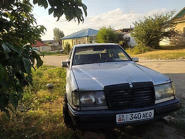 Транспорт: Mercedes-Benz W124: 1990 г., Седан — 4