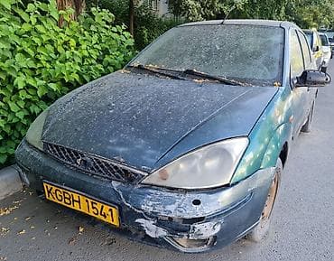 Ford Focus: 2002 г., 1.6 л, Механика, Газ, Хэтчбэк