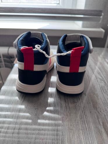 детская обувь бишкек: Хай топы Lcwaikiki. Размер 32. цена 1500 сом — 3