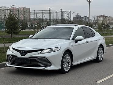 full construction: Toyota Camry: 2018 г., 2.5 л, Автомат, Гибрид, Седан — 1
