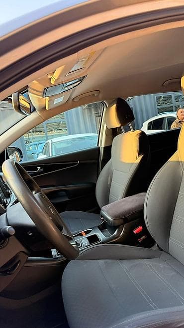 kia soranto: Kia Sorento: 2017 г., 2.4 л, Автомат, Бензин, Кроссовер — 4