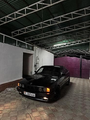 серби 2: BMW 5 series: 1991 г., 2 л, Механика, Бензин, Седан — 1