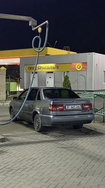 Volkswagen Passat: 1993 г., 2 л, Механика, Бензин, Седан — 4
