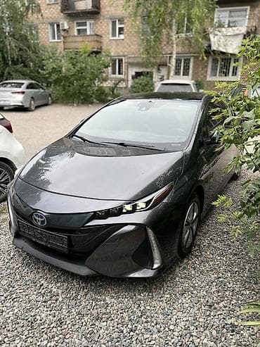 work r18: Toyota Prius: 2018 г., 1.8 л, Вариатор, Гибрид, Хэтчбэк — 7
