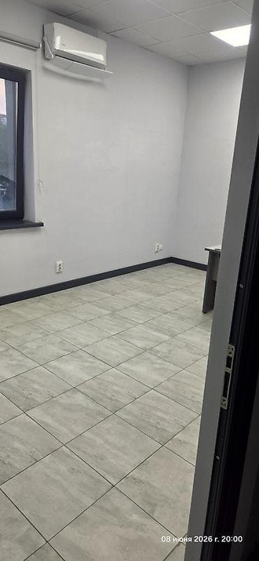 горам: Аренда офисов, 16 м², В административном здании, С видом на горы, 1 линия, С юридическим адресом — 4