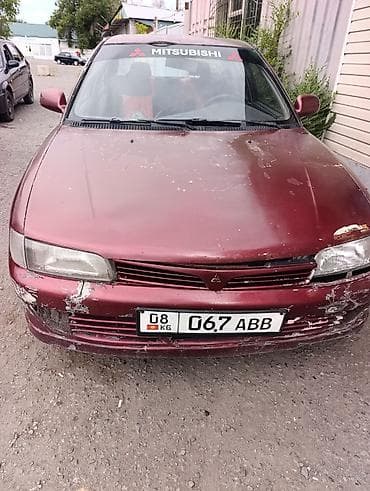 Mitsubishi Lancer: 1995 г., 1.6 л, Механика, Бензин, Седан — 2