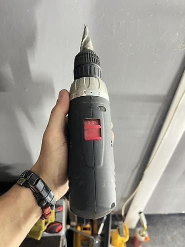 Аккумуляторная дрель-шуруповерт FORCE 14.4V - Питание: аккумулятор — 3