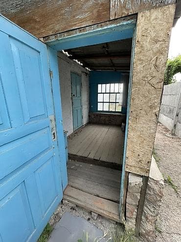 продаю дом в ак ордо 1: Продаю Дом с участком в городе Кемин все как на фото стены бетонные — 10