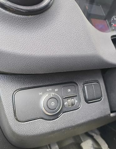 кенгурятник на спринтер: Mercedes-Benz Спринтер: 2020 г., 2.2 л, Механика, Дизель, Бус — 9