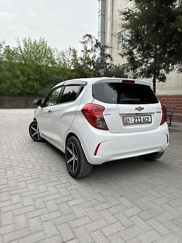 сидение: Chevrolet Spark: 2019 г., 1 л, Вариатор, Бензин, Хэтчбэк — 4